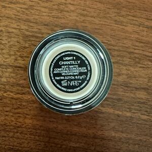 NARS Soft Matte Complete Concealer Chantilly Light 1